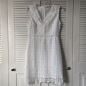 Hany Dany White Lace Mini Dress size M